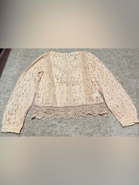 NWOT. Calista Blush Lace Crochet Top
